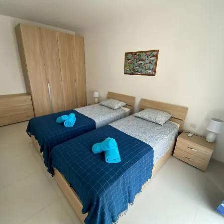 Sunshine - Modern Three Bedroom - No 3 Apartament Mellieħa